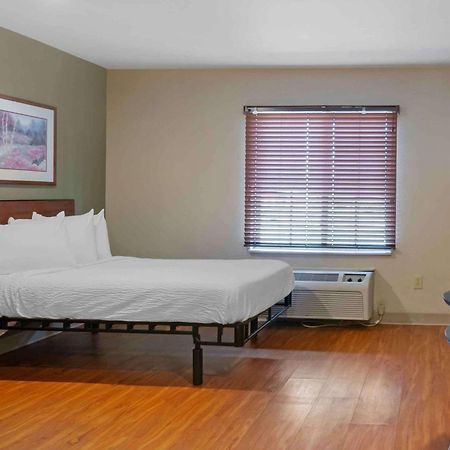 Extended Stay America Select Suites - Kansas City - South - I-49 Экстерьер фото
