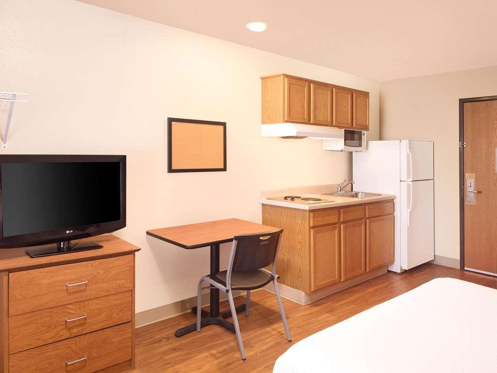Extended Stay America Select Suites - Kansas City - South - I-49 Номер фото