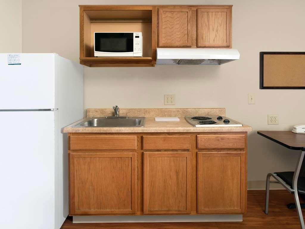 Extended Stay America Select Suites - Kansas City - South - I-49 Номер фото