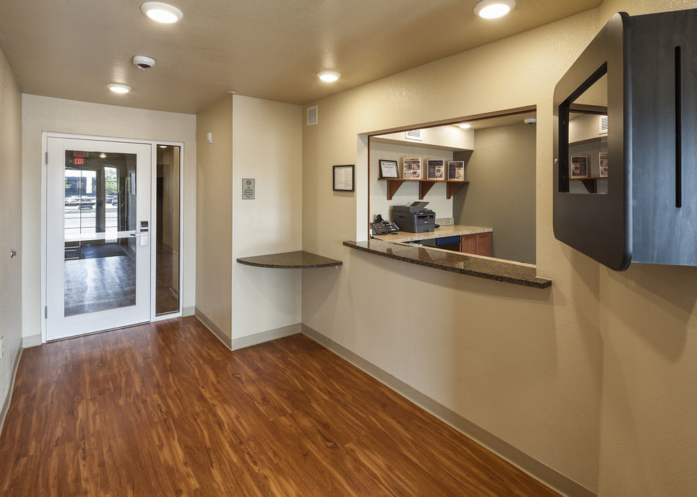 Extended Stay America Select Suites - Kansas City - South - I-49 Экстерьер фото